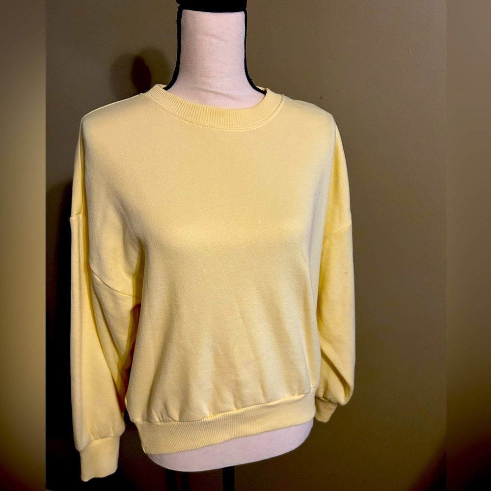 Loft Lou & Grey yellow soft pullover sweater